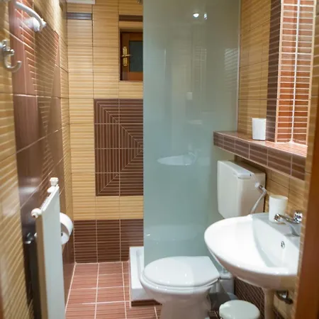 Exohiko * بالايوس أجيوس أثناسيوس