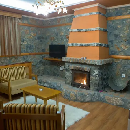 Exohiko * بالايوس أجيوس أثناسيوس