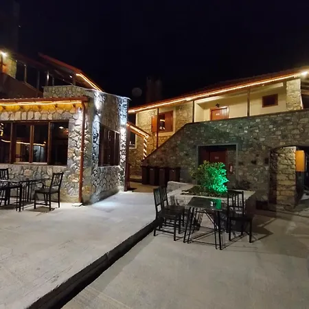 Hotel And εξοχικό Agios Athanasios (Pella)